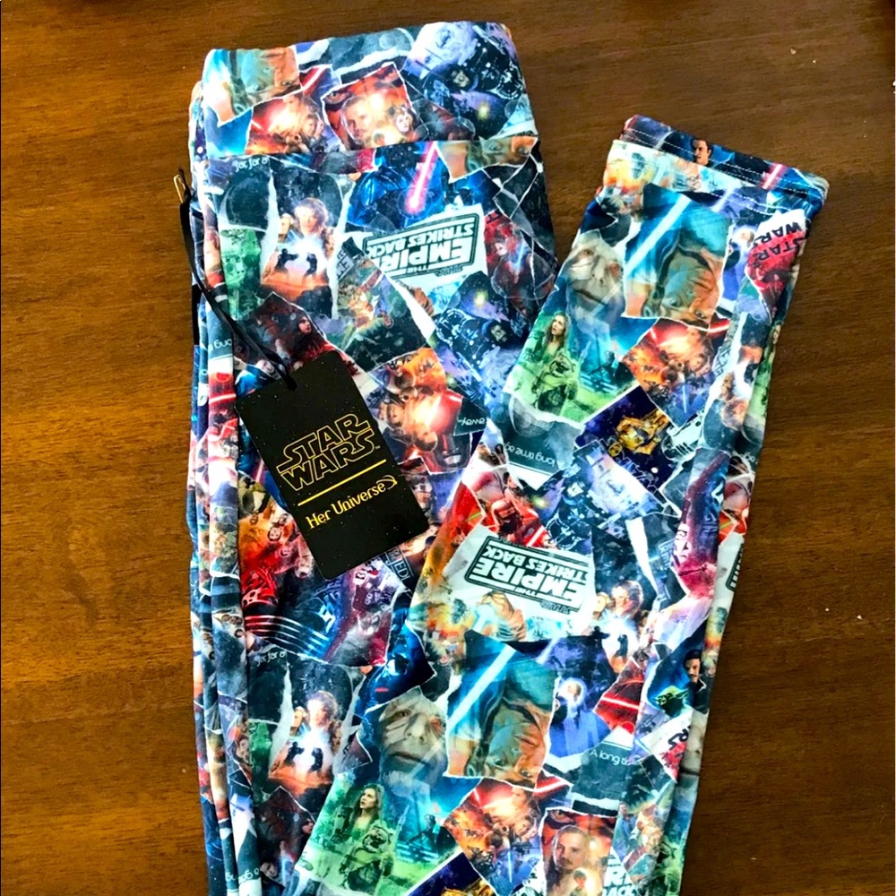 Disney Park Her Universe Star Wars Leggings